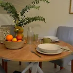 Modernes 2-schlafzimmer Mit Rheinblick In Murg - Nahe Schweiz *